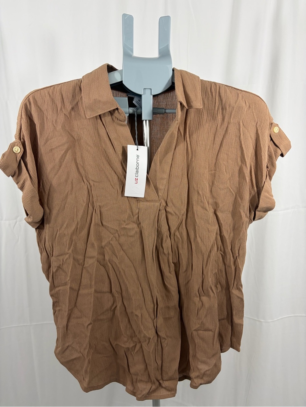 NWT Liz Claiborne Women’s Size Medium Brown Short Sleeve Collared Blouse